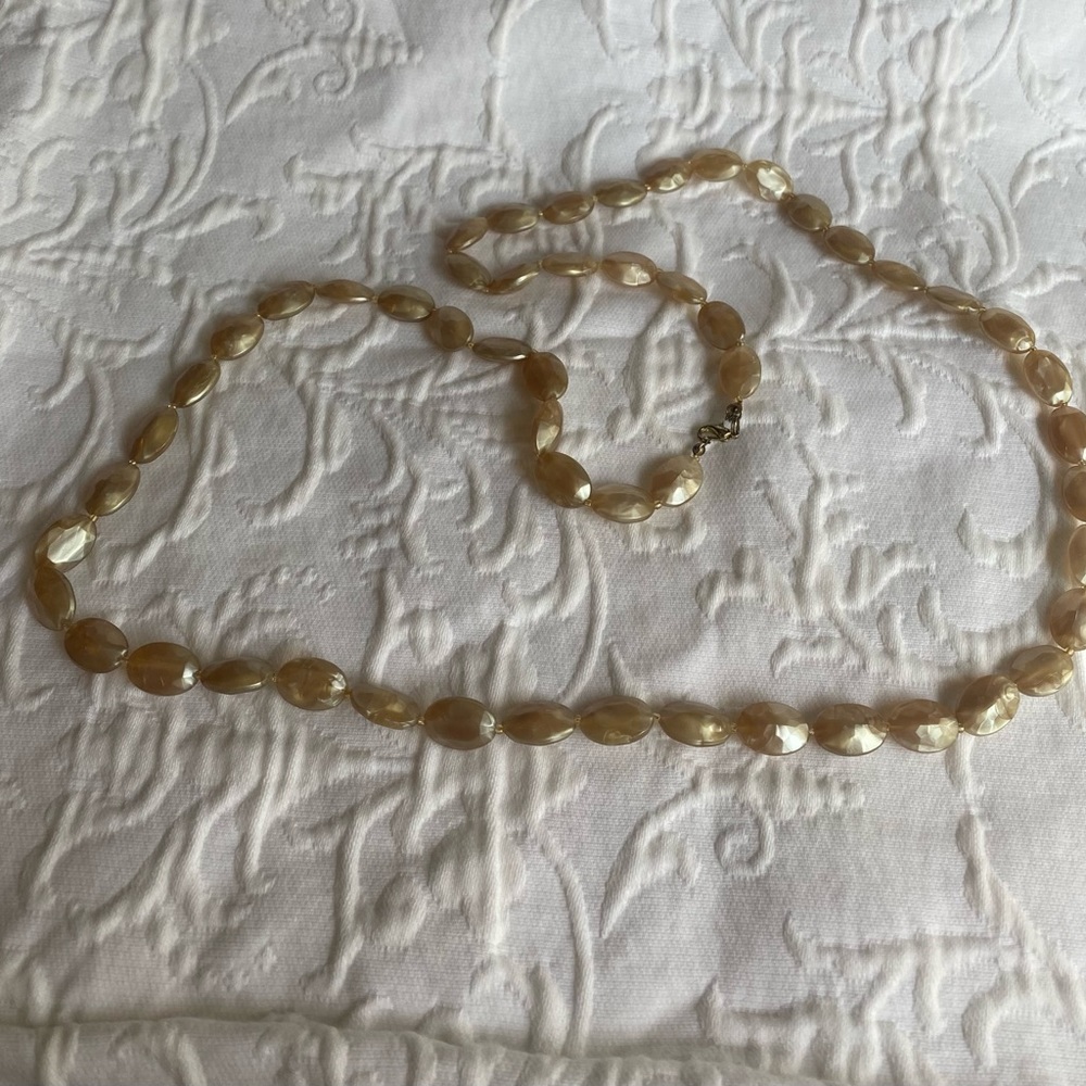 Mother of Pearl  beaded 20” necklace
